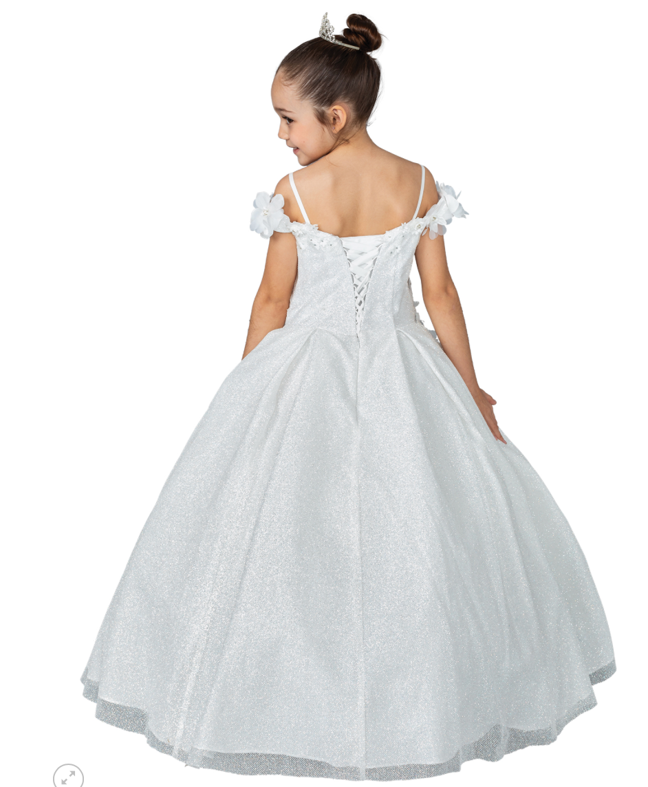 Dancing Queen KK758 Size 6 Off-White