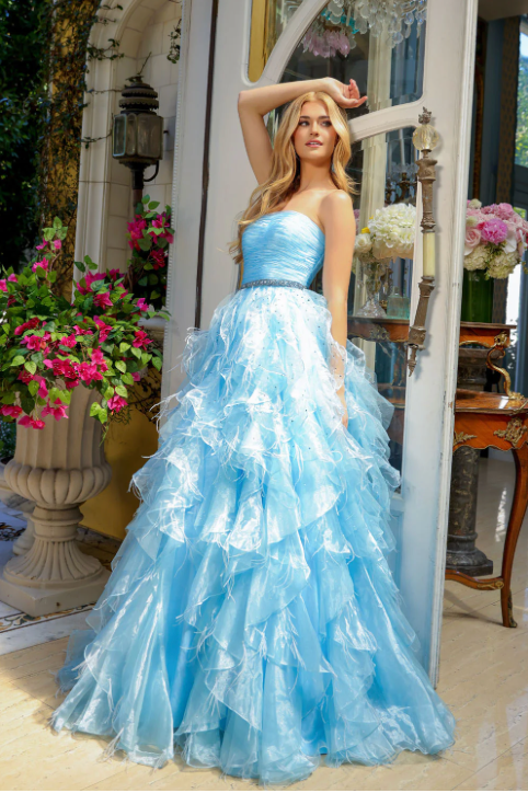 Ava Presley 39555 size 6 light blue