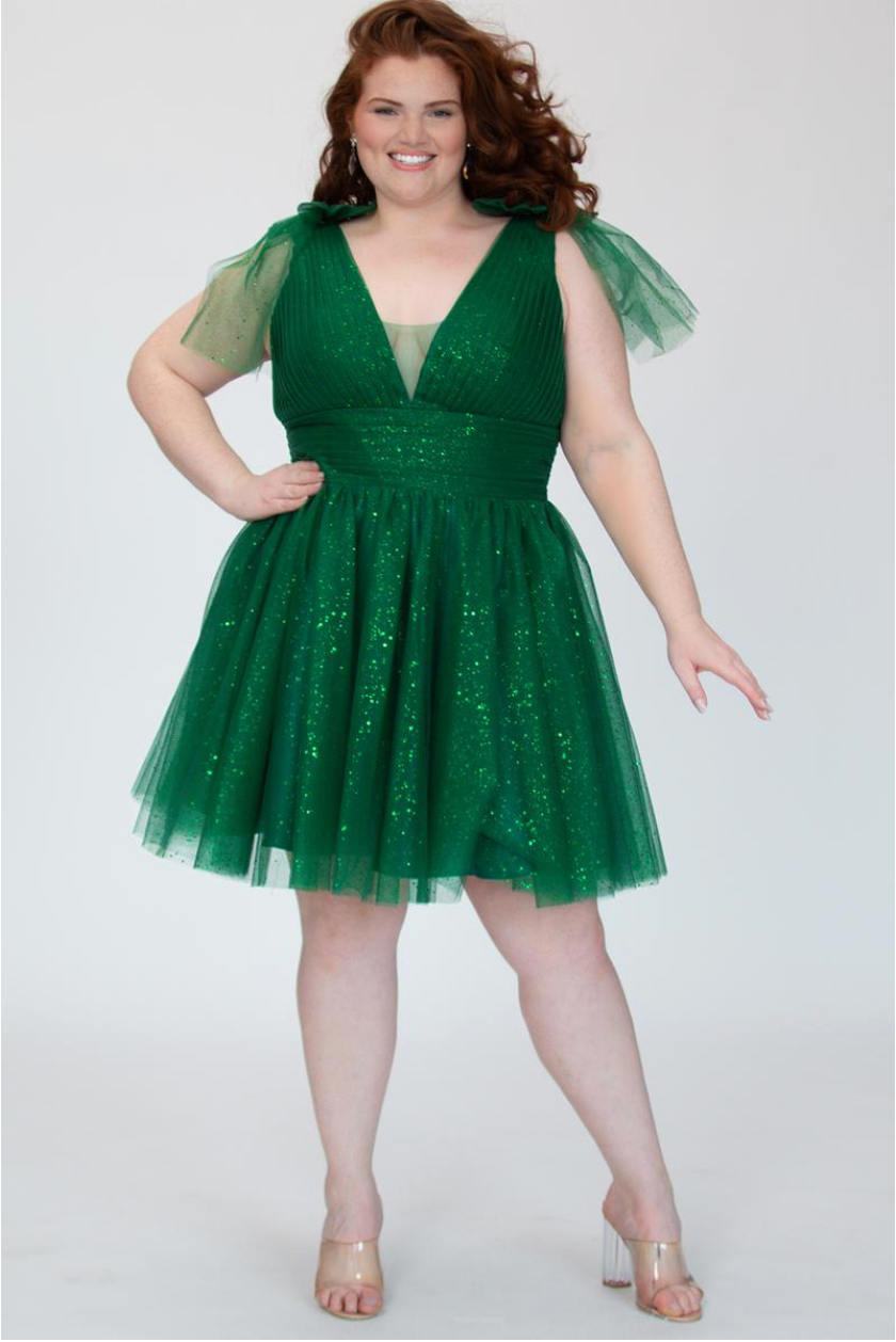 Sydney's Closet SC8153 Shamrock Size 18