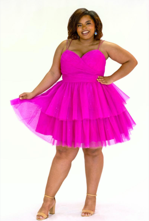 Sydney's Closet SC8140 Size 18 Pink