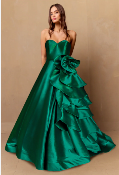 Amelia Couture SU085 Size 6 Green