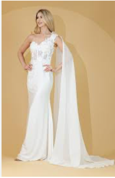 Amelia Couture 388 Size 4 White