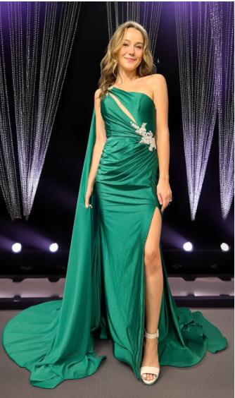 Amelia Couture 7056 Size 10 Emerald