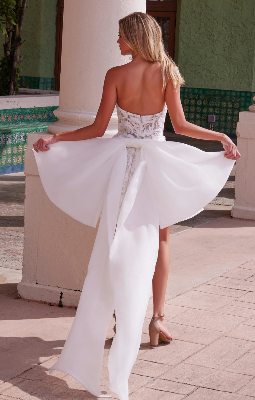 Nox Anabel JQ1017 Size 16 White