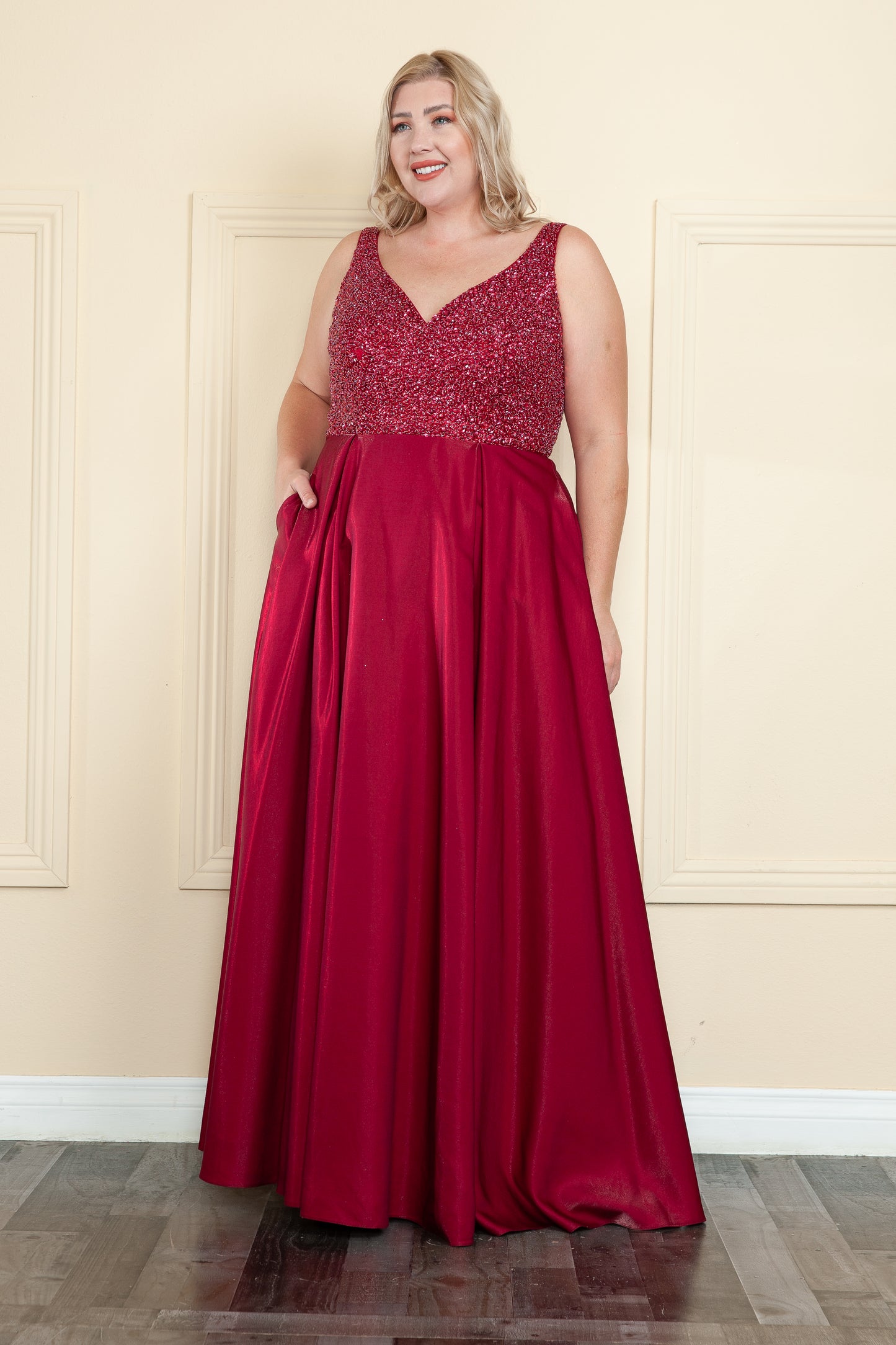 Poly USA W1066 Size 22W Red